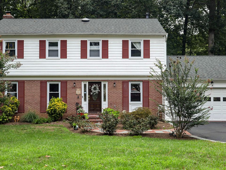 1st image of 8305 Epinard Ct