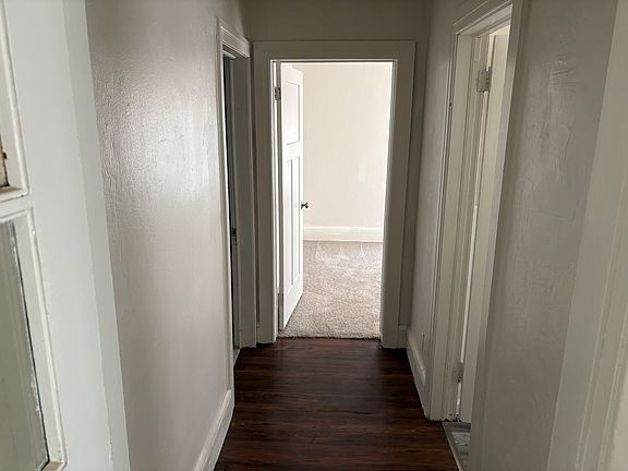 4th image of 1525 W 15th St