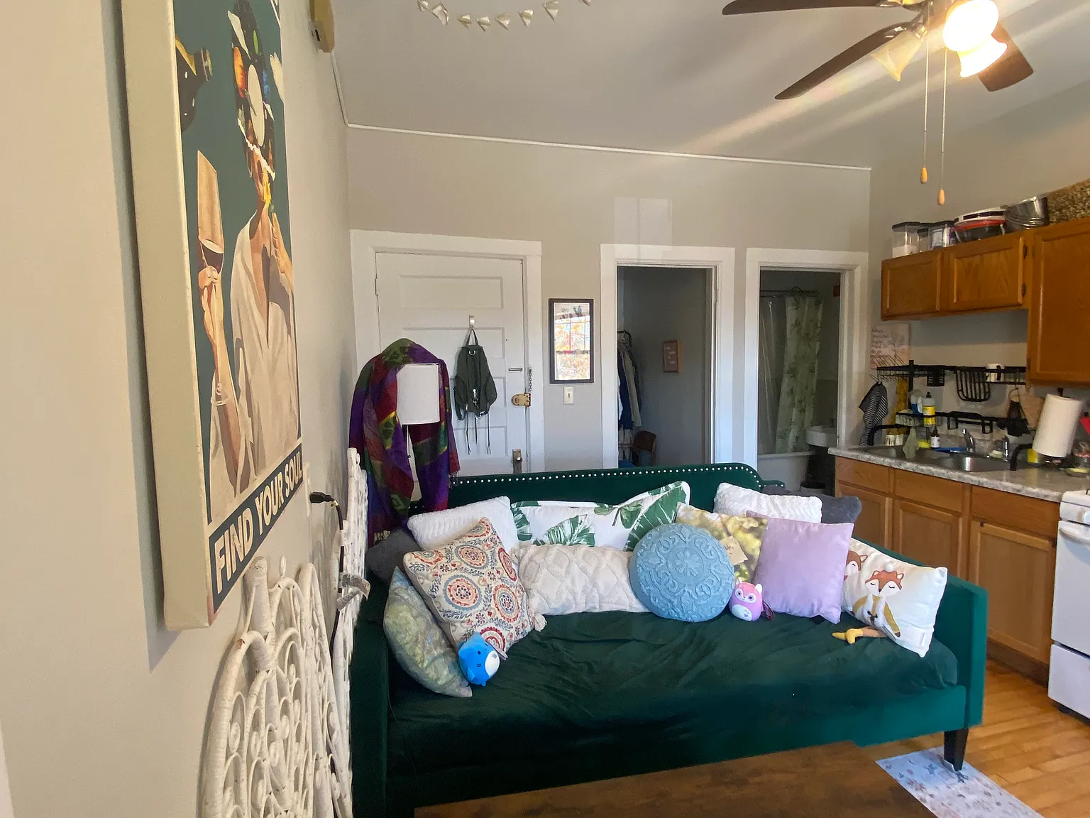 1 bed, $1,129 — Photo 3