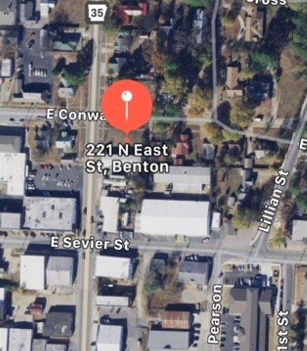 1st image of 221 N East St