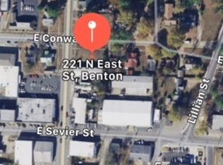 221 N East St, Benton, AR 72015
