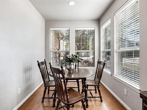 4th image of 7113 Wolfemont Ln