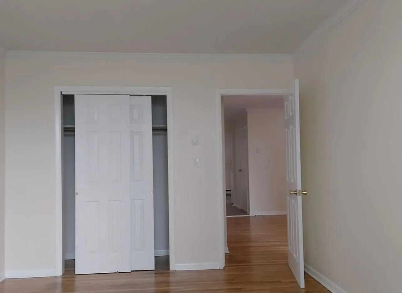 2 bed, $2,100 — Photo 3