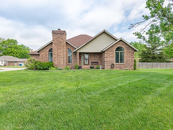 2nd image of 311 Northview Road