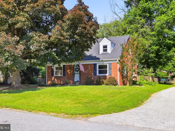 10319 Greentop Rd, Cockeysville, MD 21030