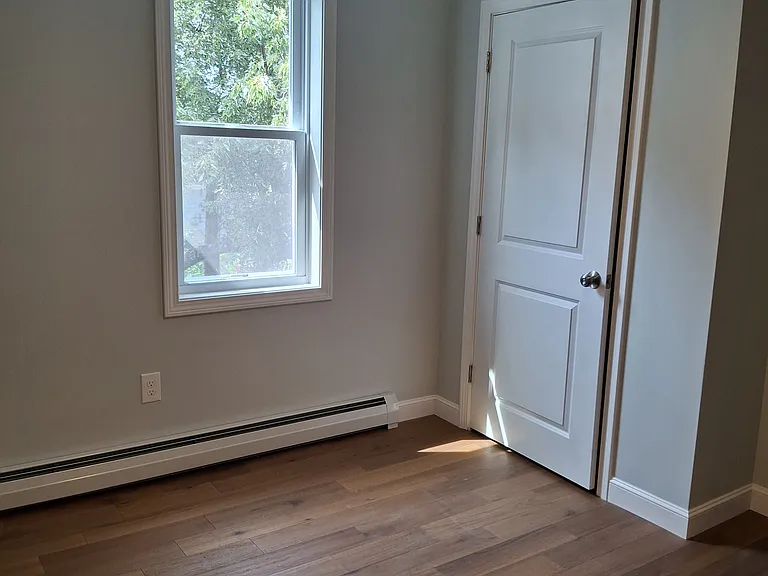 103 Brook St #3 — Photo 16