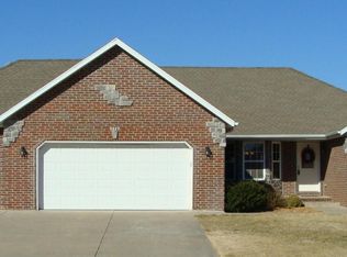 2927 W Grandview St, Springfield, MO 65803