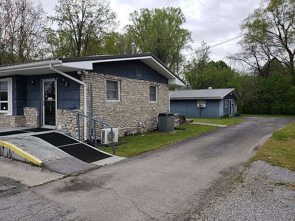 4th image of 3501 W Cumberland Ave