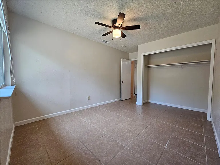 6800 Lunar Dr #B — Photo 16