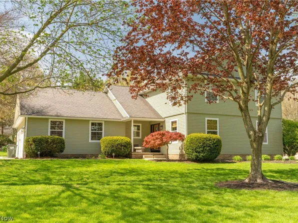 4057 Bramshaw Rd NW, Canton, OH 44718