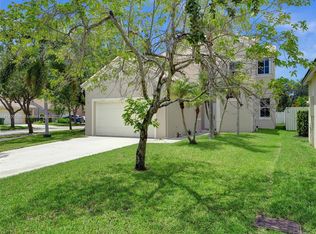 839 Briar Ridge Rd, Weston, FL 33327