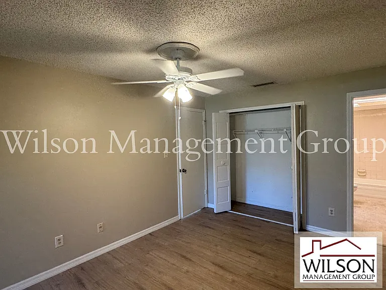 1241 Heritage Ln — Photo 13