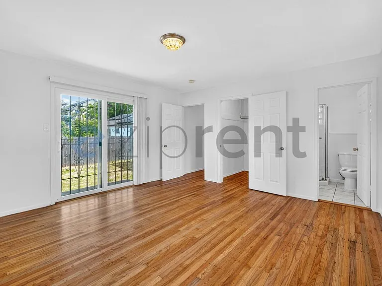 365 S 38th St — Photo 23
