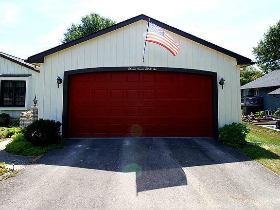 2nd image of 11732 Crooked Ln