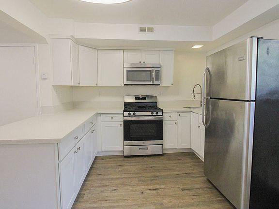 3rd image of 6754-6764 Abrego Rd #6754-11