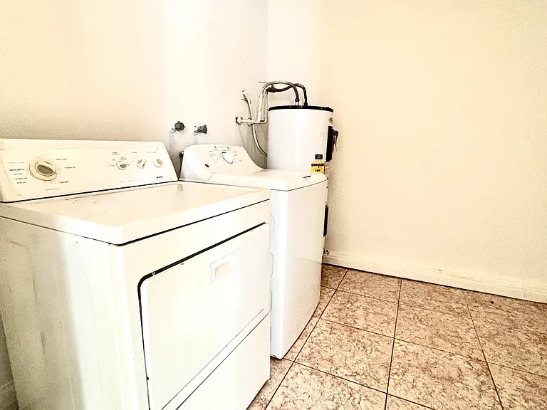 5813 Iris Ave — Photo 5