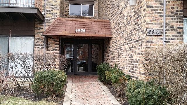 1st image of 8936 Parkside Ave #305