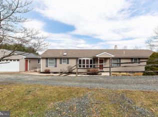 728 Mountain Rd, Boyertown, PA 19512