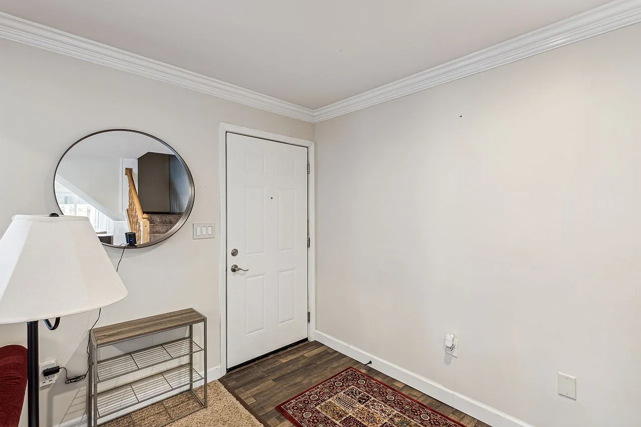 7752 Montgomery Rd — Photo 2