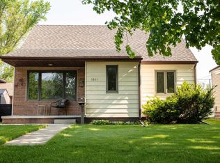 1611 Locke Ave, Waterloo, IA 50702