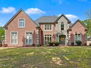 8472 Belmor Lakes Dr, Olive Branch, MS 38654