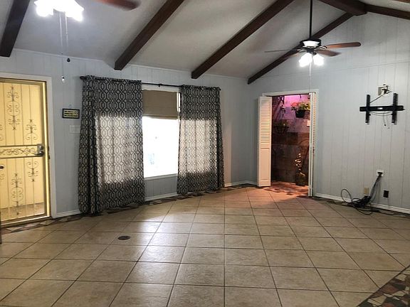 3rd image of 2304 Auburn Pl