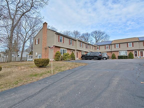 2nd image of 23 Potter Ave Unit 1
