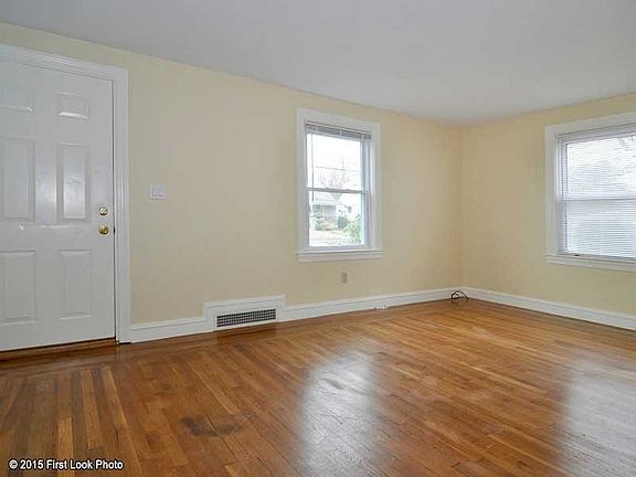 2nd image of 20 Fairway Dr