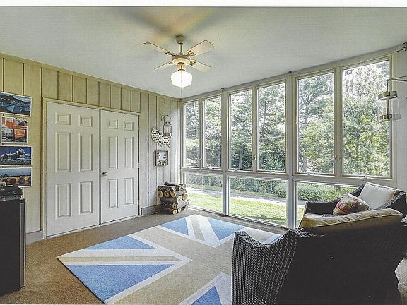 3rd image of 5717 Brewer House Cir APT 101