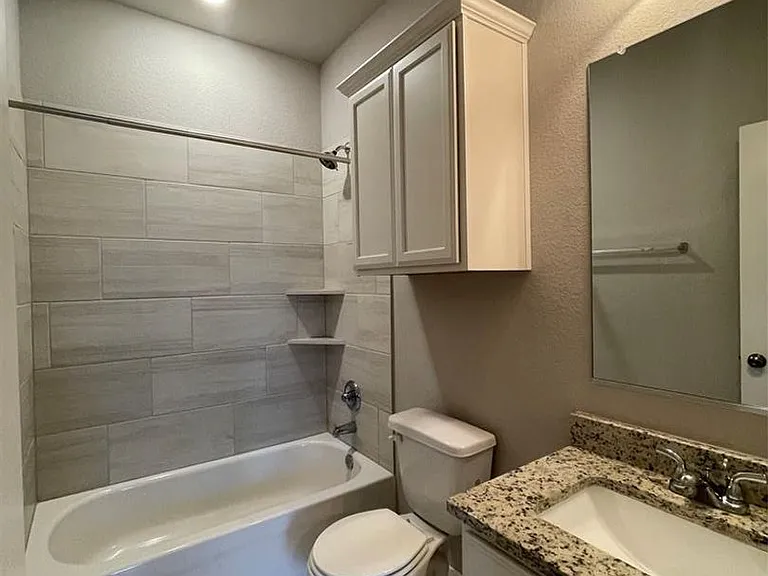 8113 Northgate Loop — Photo 25