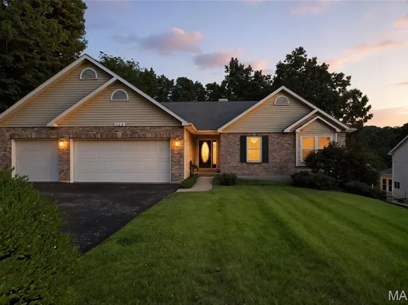 123 Saint Benedict, Pevely, MO 63070