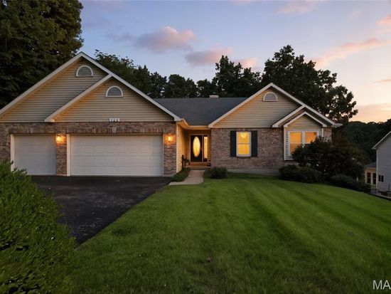 123 Saint Benedict, Pevely, MO 63070
