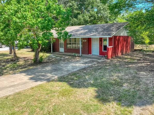 808 N Wright Ave, Kerens, TX 75144