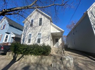 954 Fremont Ave NW, Grand Rapids, MI 49504