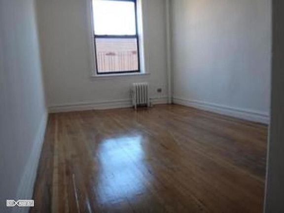 3rd image of 375 Broome St APT 14