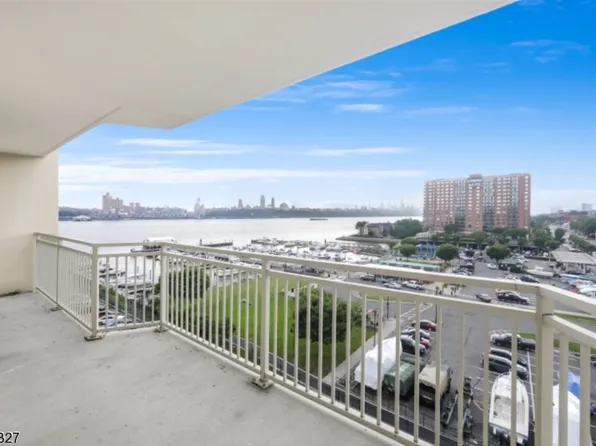1055 River Rd APT 814, Edgewater, NJ 07020