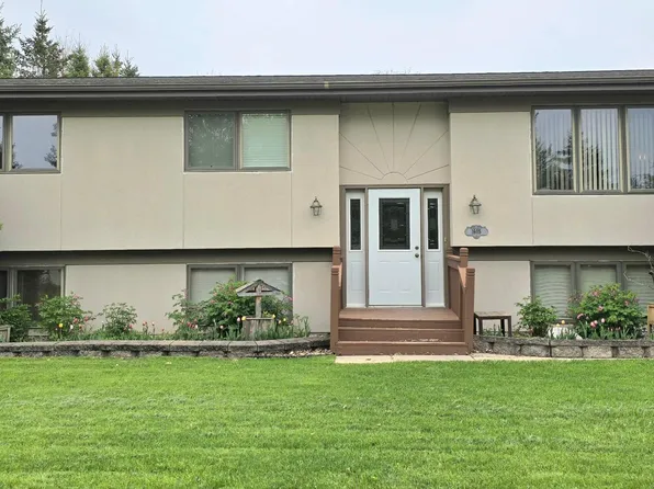 1605 13th Ave W, International Falls, MN 56649