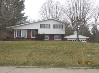 782 Wood St N, Logan, OH 43138