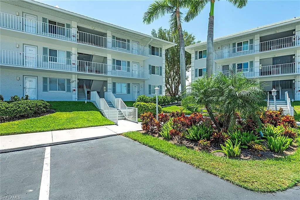2 bed, 2.0 bath, 1248 sqft, $8,000 — Photo 1