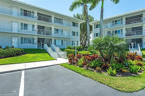 10684 Gulf Shore Dr #B-305 Photo 1