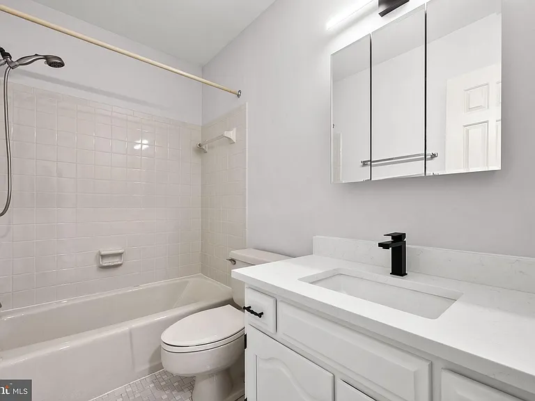 6056 Morgan Ct — Photo 39