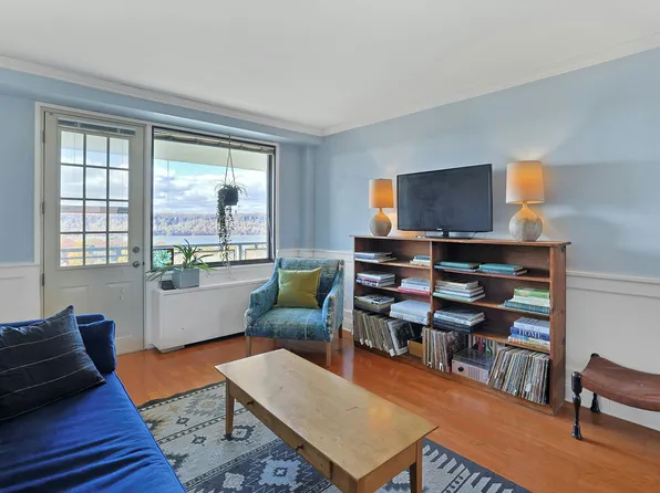 4705 Henry Hudson Parkway image 7 of 22