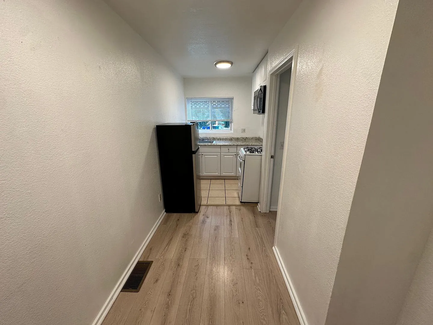 10701 San Pablo Ave — Photo 3