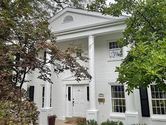 2nd image of 5706 Bayberry Dr