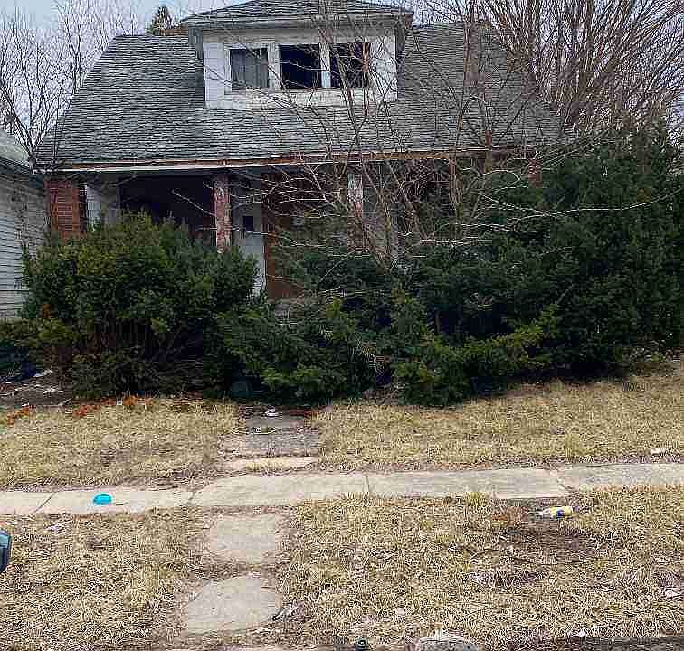 12114 Greenlawn