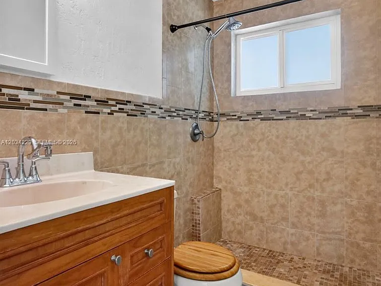 17001 NW 53rd Ct — Photo 21