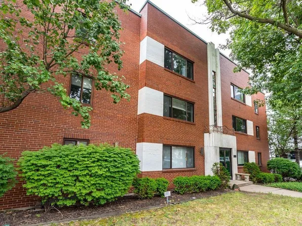 2210 Victory Pkwy APT 2A, Cincinnati, OH 45206