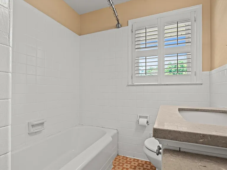 726 Wisteria Dr — Photo 25