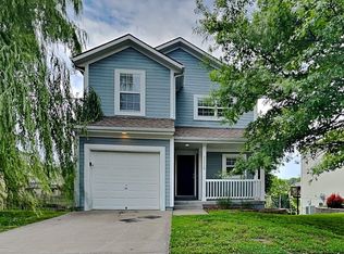 11112 Highview Rd, Peculiar, MO 64078