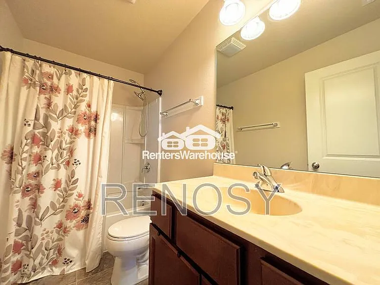 52 SE Booth Ave — Photo 20
